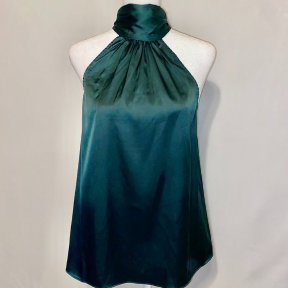 Emerald High Neck Tank from Aqua Bloomingdale’s - Picture 1 of 7